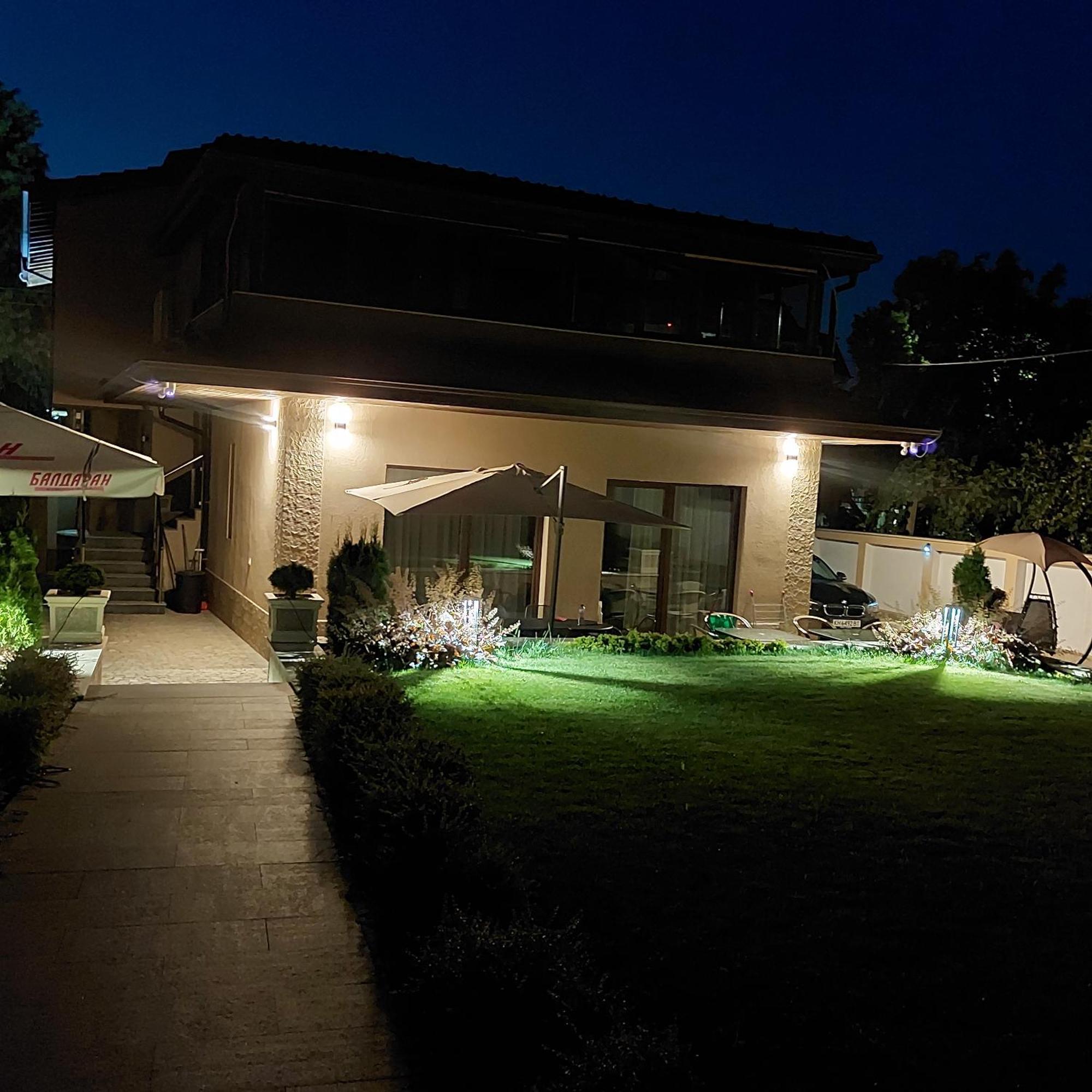Stella Guesthouse ساباريفا بانيا الغرفة الصورة
